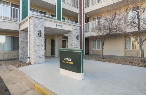 Thornton Hotel | HomeTowne Studios by Red Roof Denver - Thornton
