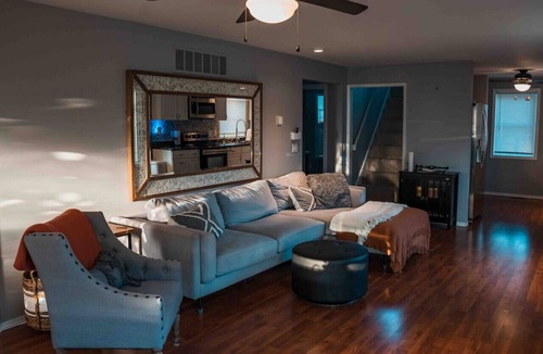 Vickery House | Kayaks, Hot Tub & Home Gym - Family Friendly Cozy Nature Retreat