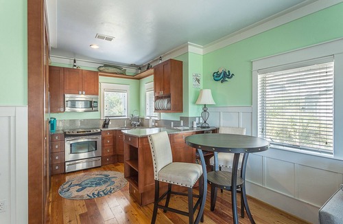 Carrabelle Condo | Lattitude Adjustment 1BR/2BA condo