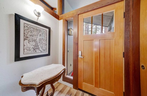 Graeagle Apartment | Light, Bright & Beautifully Updated in Graeagle Meadows