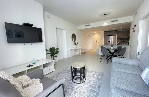 Doral Apartment | Luxury Condo in the heart of Doral, a friendly and safe community. located.