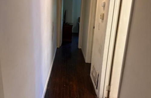 Lincoln Heights Apartment | Midnight 2