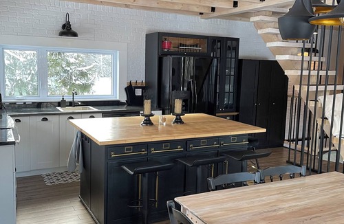 Saint-Mathieu-du-Parc Ski Chalet | Oasis thermal - Mauricie- N.E. Chic Shack