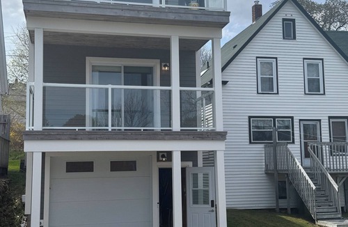 Chester House | One 12 Queen