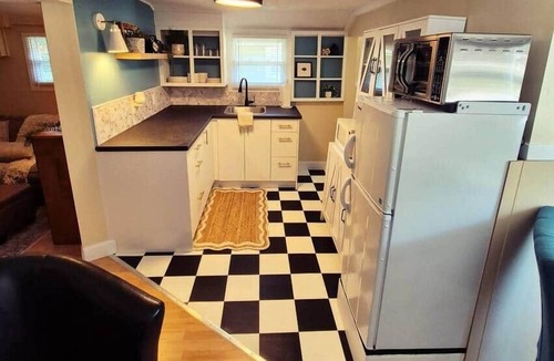 Leamington Cabin | Parkview Boho Cottage 3 - Maple Meadows