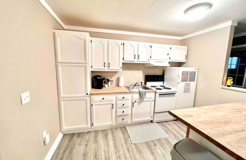 Garrison House | Pet-Friendly Garrison Cabin