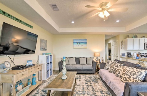 San Luis House | Private Beach Access: Coastal Freeport Home!