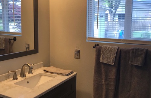 Redding Apartment | Refreshing and relax