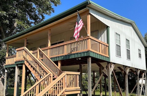 Hardy House | River Run- Spring River Getaway