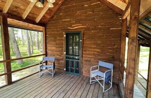Belfast Cabin | :) Riverfront Writers Dream| BuildaFire Skip Rocks #2