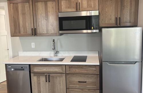 Riverside Condo | RiverWest Trailside Tranquility - Sauna - Dogs Friendly