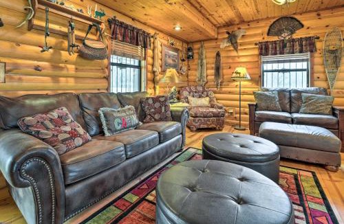 Eagle Rock House | Rustic Cabin in Roaring River State Park!