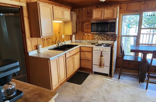 Tower Cabin | Rustic cabin