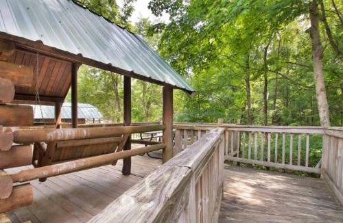 Bloomington House | Rustic Cabin with Pool Access