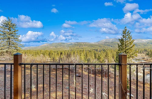 Graeagle House | Rustic riverfront house with wood stove & valley views from private deck