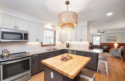 Northeast Virginia Beach Condo | Sandy Bottom VB North End
