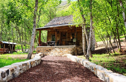 Midway Cabin | SkyBreak Prairie Home Experience