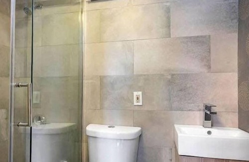 Bay Village Apartment | Studio Awaits Your Next Stay!