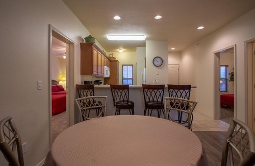 Branson West Apartment | Sunrise Chateau Condo