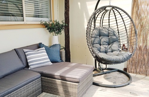 Bathurst Cottage | The Modern Victorian 200 metres from CBD