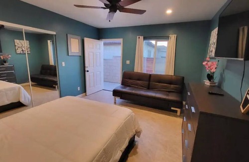 Compton House | Tranquilo y Comodo.