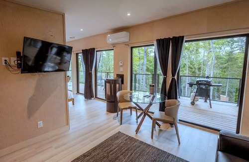 La Conception Cabin | Unforgettable Glamping Experience in Mont Tremblant With Winter Sports