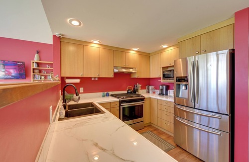 Marietta-Alderwood House | Waterfront Bellingham Bliss: Steps to Beach!