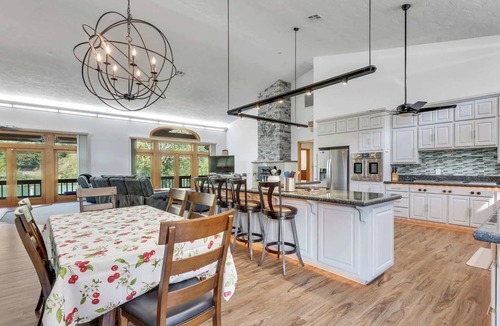 Mapleton House | Waterview w Dock and Fishing, Wrap around deck