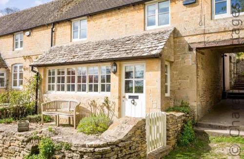 Chedworth House | Willow Cottage