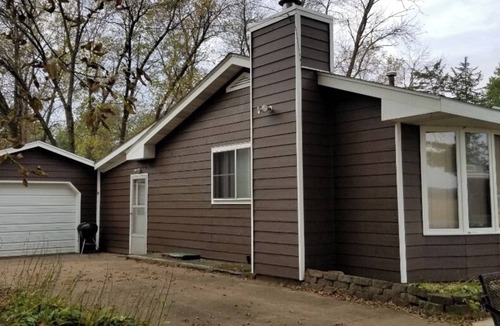 Adams House | Wisconsin Dells Waterfront: Enjoy Sunsets and Views at The River House!