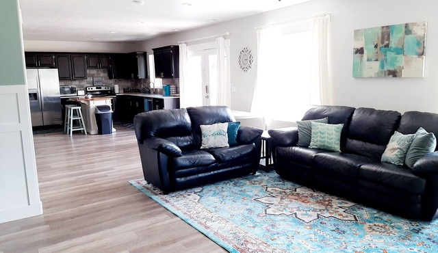 2 Bed/1 Bath daylight basement apartment-perfect for families! in Lehi