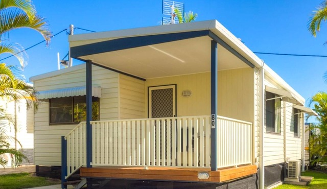 2 Bedroom Holiday Home 4 Berth - 2 Bedroom Holiday Home 4 Berth in Alexandra Headland