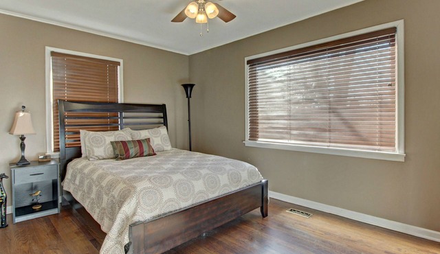 2 blocks from Tulsa Expo Square/Fairgrounds in Tulsa