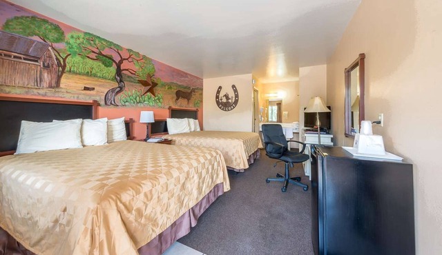4 Kimble County Rooms Ideal for Travelers Seeking Peace & Comfort | Free Parking in Kimble County