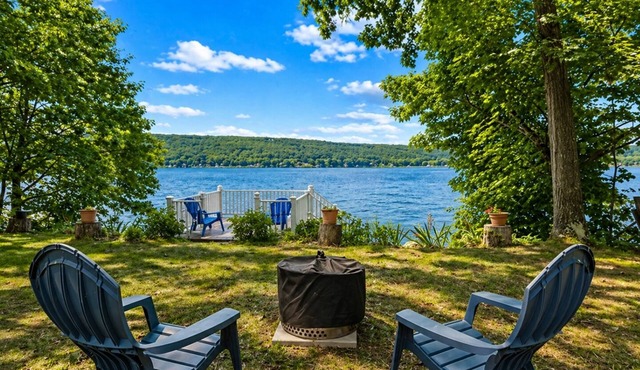 60' Honeoye Lakefront | Dock | Kayaks | Lake Views in Honeoye