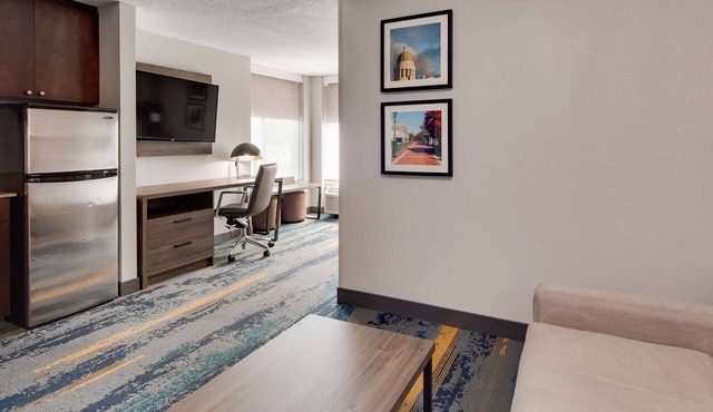 Best Western Plus Augusta North Inn & Suites in Augusta