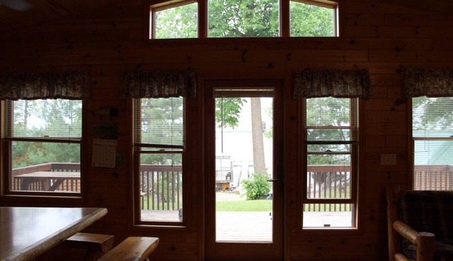 Cabin 5 - Modern Cabin with A/C and lake views - Fully handicap accessible in Deer River