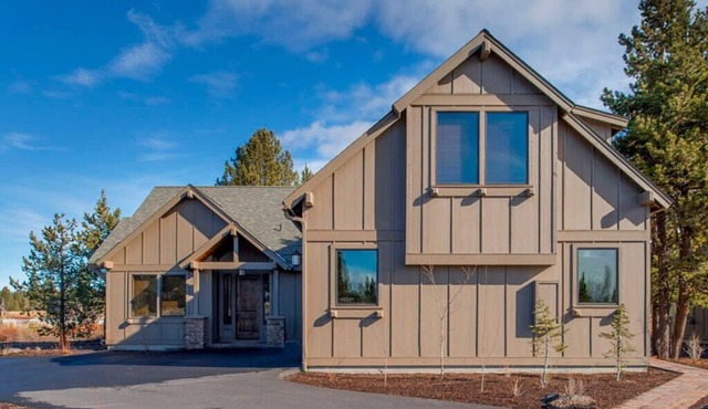 Caldera Escape with Access to Forest House in Bend