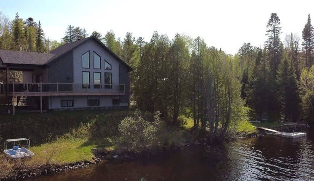 Cassiopée | Tavata Chalets | Spa et nature in Saint-David-de-Falardeau
