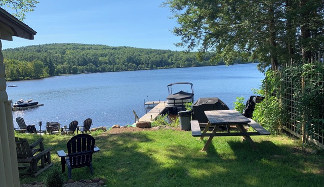 Charming Lakefront Cabin in Harrison