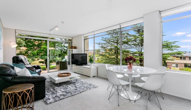 Cremorne- HAR20- Harrison St - Modern 2BR Apartment in Quiet Street Near Neutral Bay Village in Cremorne