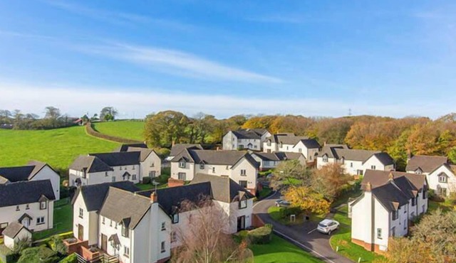 Devon | Peaceful Country Escape | Pool + Sauna in Devon