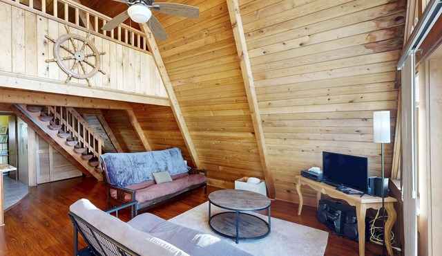 Dog friendly A frame cottage oceanfront with ocean views and two blocks from beach in Lincoln City