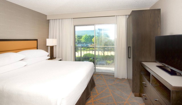 Embassy Suites by Hilton Cincinnati Northeast Blue Ash in Cincinnati
