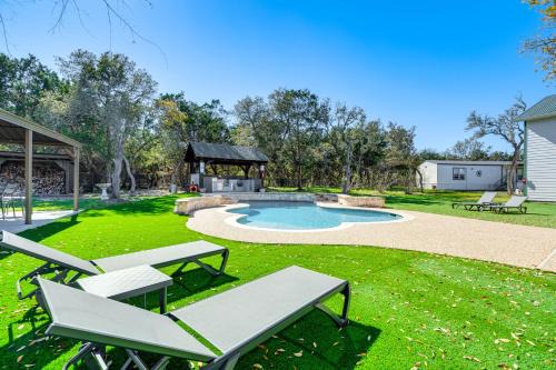Expansive Bertram Retreat w/Pool, on 28 Acres! in Bertram