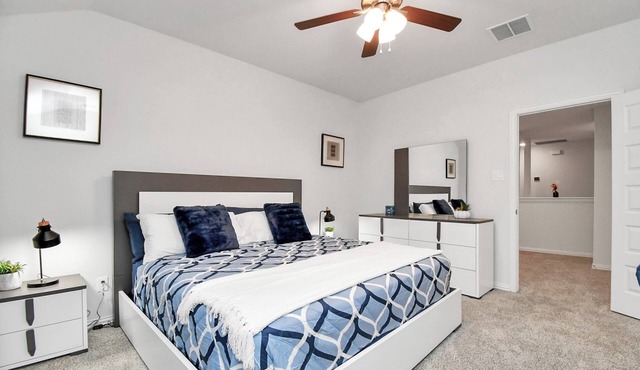 Exquisite Relocation & Workers Dream Place in Katy