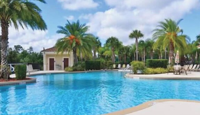 Family Friendly 2BR Condo at Oakwater Resort – 1.5 Miles to Disney in Kissimmee