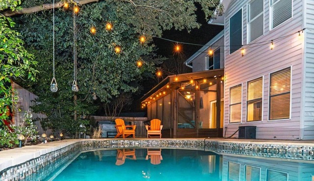 Firefly Oasis: Luxury Pool, Hot Tub, Near Austin in Cedar Park