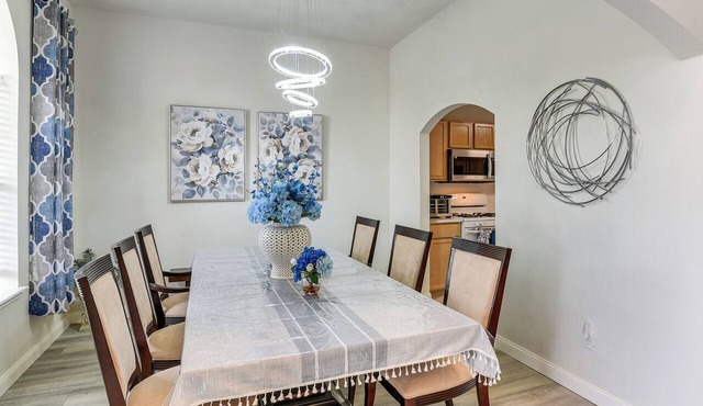 Fun for All Ages! Spacious Home in Richmond in Richmond
