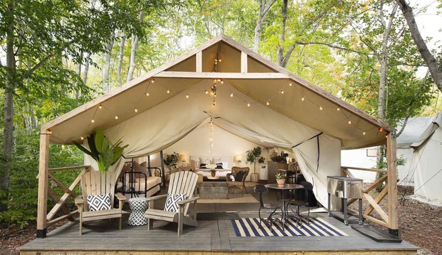 Glamping Cabin in Vero Beach